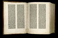 Image of the Gutenberg Bible open to pages 002 verso and 003 recto.